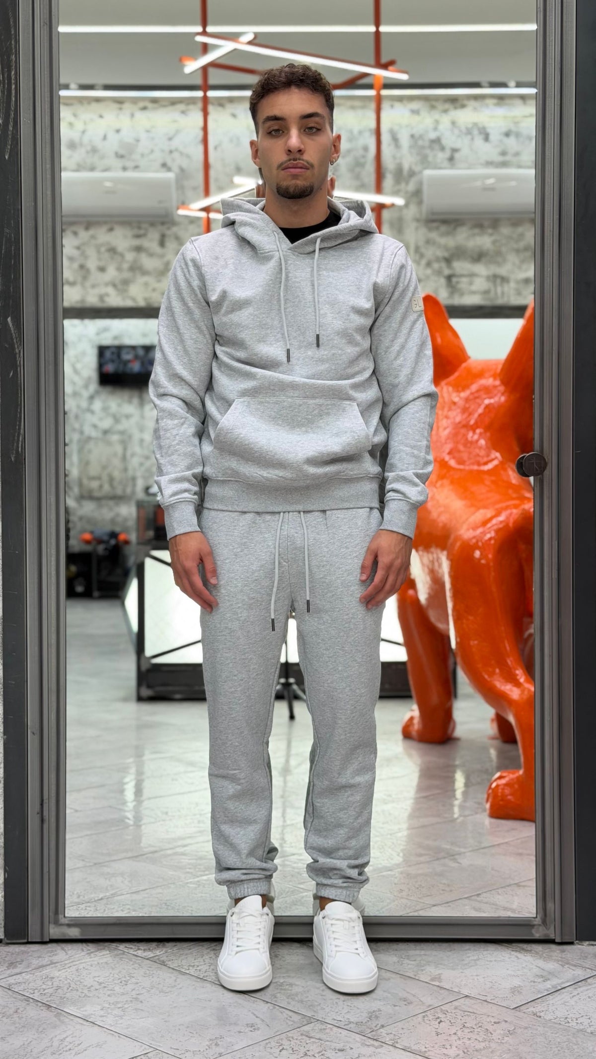 FELPA BASIC DA COMPLETO CON CAPPUCCIO E TASCONE FRONTALE - REGULAR FIT GL2242F-F26.LGR