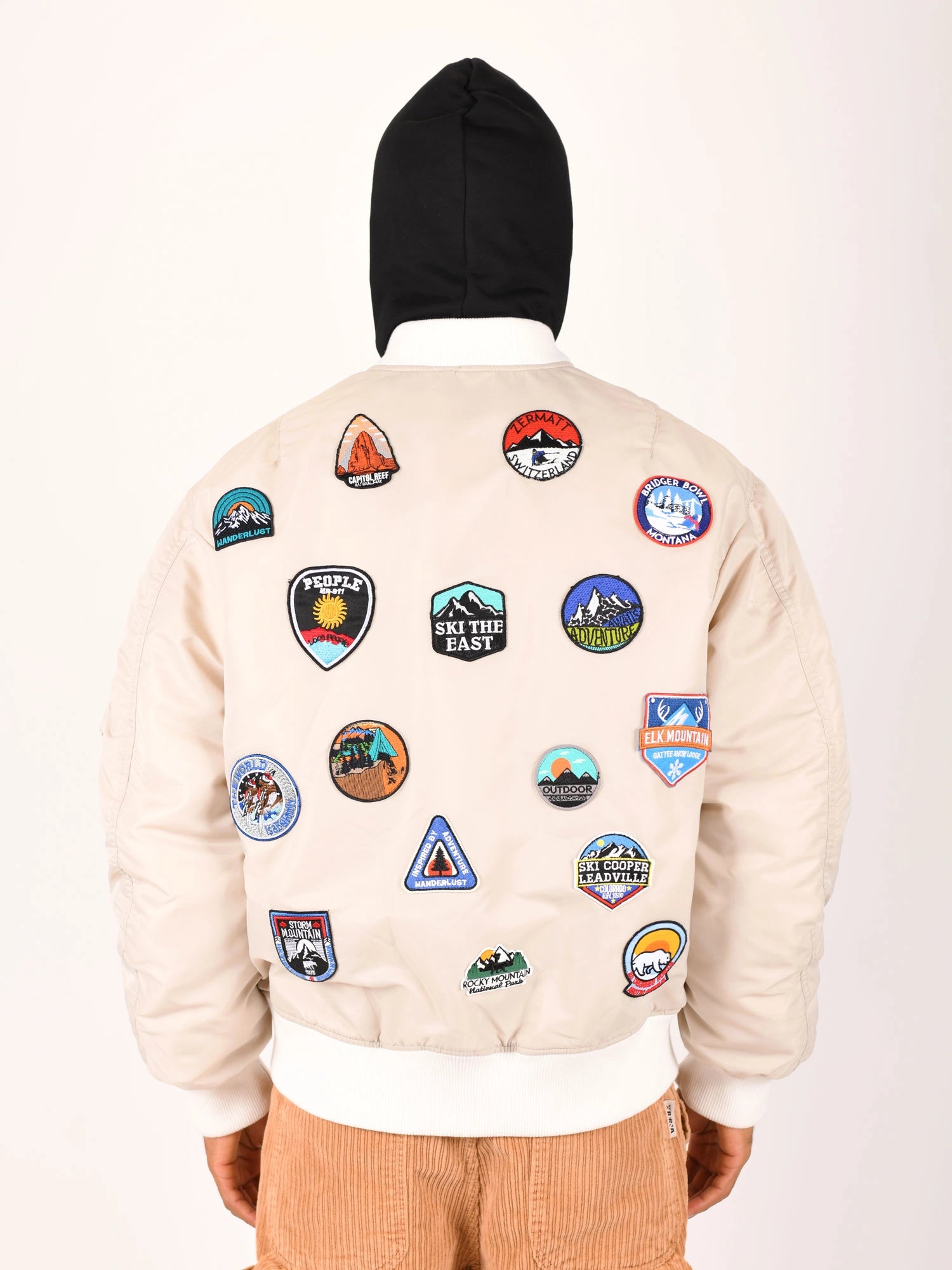 BOMBER FODERATO IN PURO COTONE CON PATCH APPLICATE E MAXI COULISSE E CAPPUCCIO REMOVIBILE - OVER FIT M252282-8