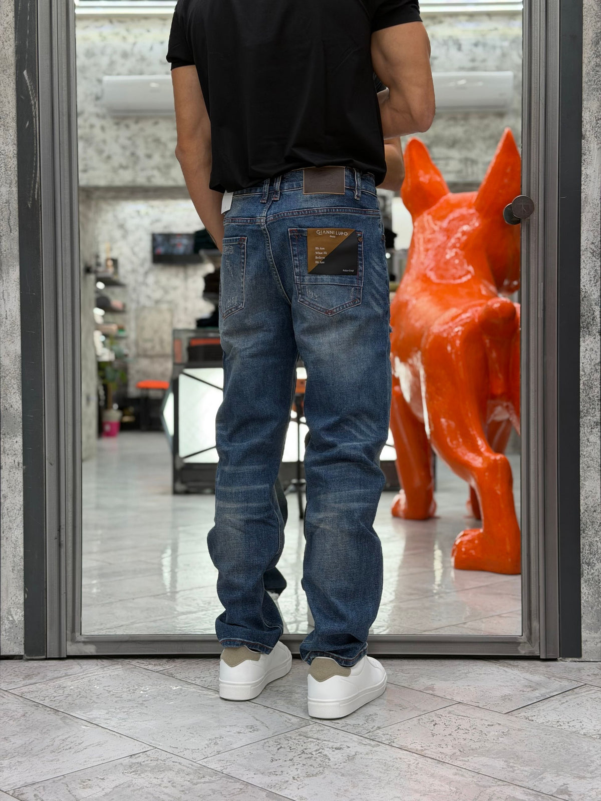 JEANS ALEX DARK WASH CON ABRASIONI E CUCITURE ROSSE - STRAIGHT FIT GL2562YH