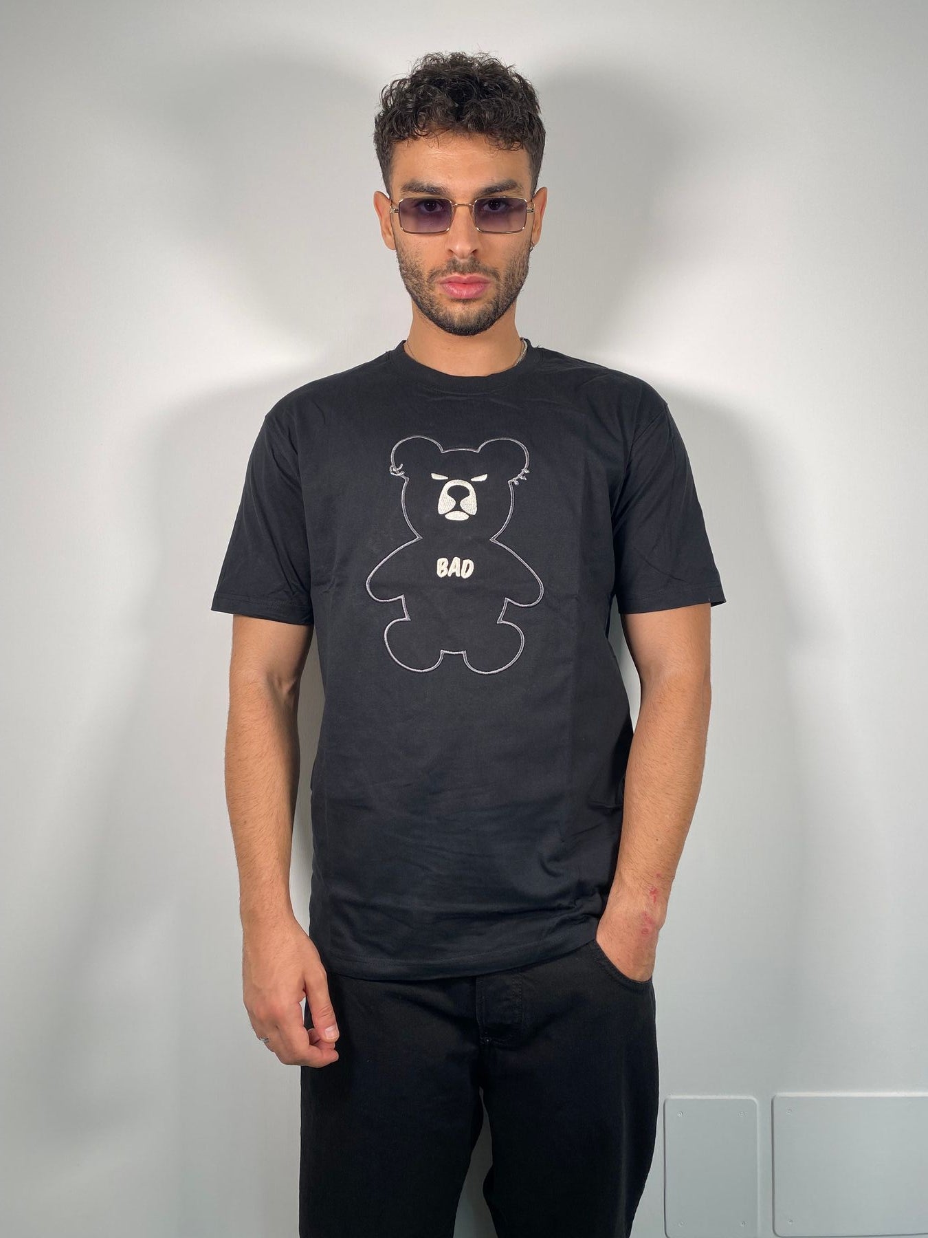 T-SHIRT CON APPLICAZIONE TEDDY BAD - REGULAR FIT