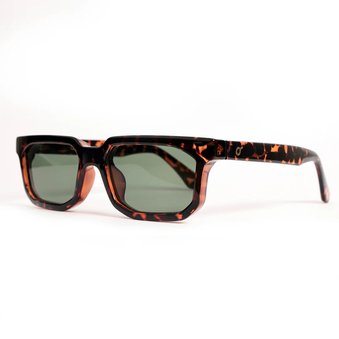 OCCHIALI DAKOTA 
COLORE MONTATURA TARTARUGATO
COLORE LENTE VERDE OS2057-C02