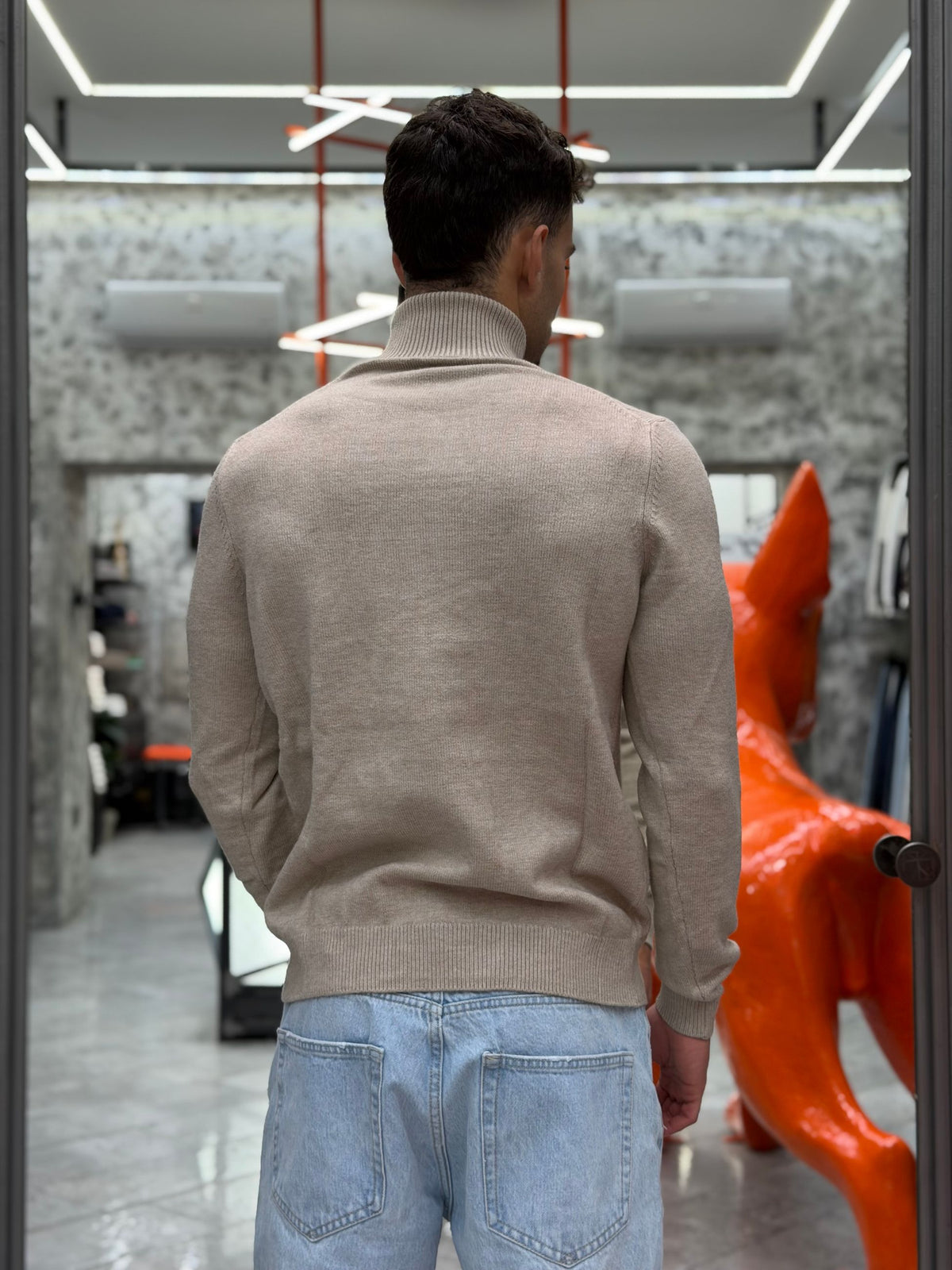 MAGLIA DOLCEVITA IN MORBIDA VISCOSA CON TRAMA ZIG ZAG A CONTRASTO - REGULAR FIT MI3361SS.BEI