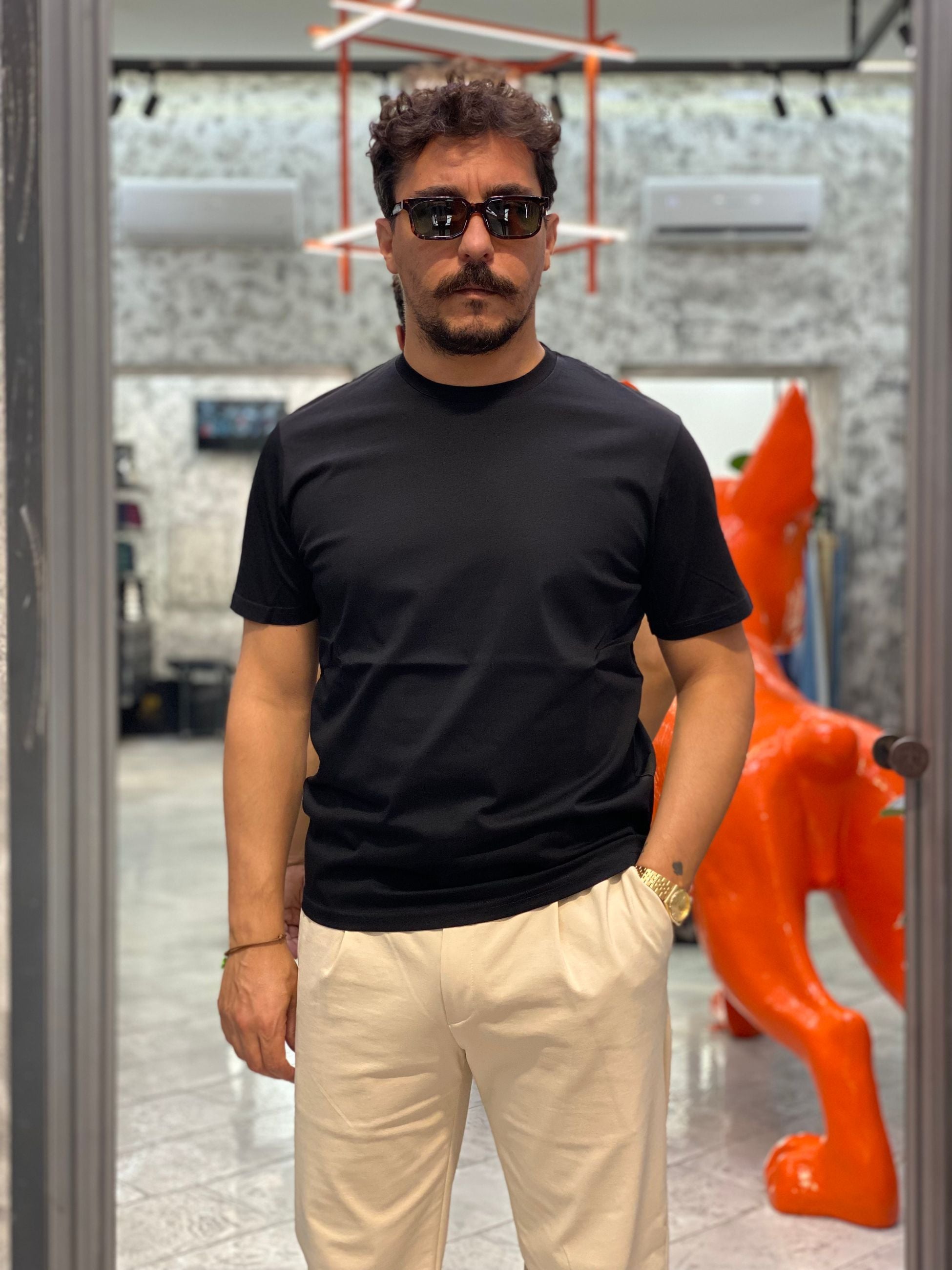 T-SHIRT IN PREGIATO ED ELEGANTE COTONE MERCERIZZATO - REGULAR FIT MK9910094.NER