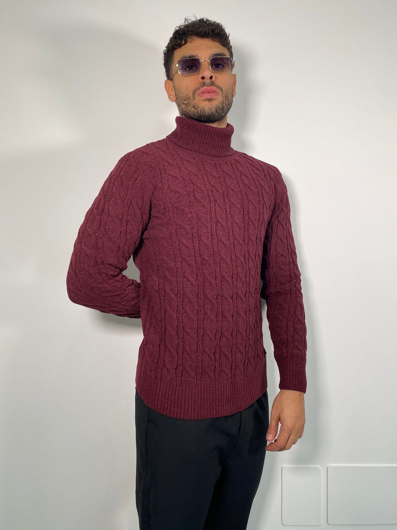 MAGLIA DOLCEVITA IN MORBIDA CINIGLIA CON TRAMA TRECCIA - SLIM FIT