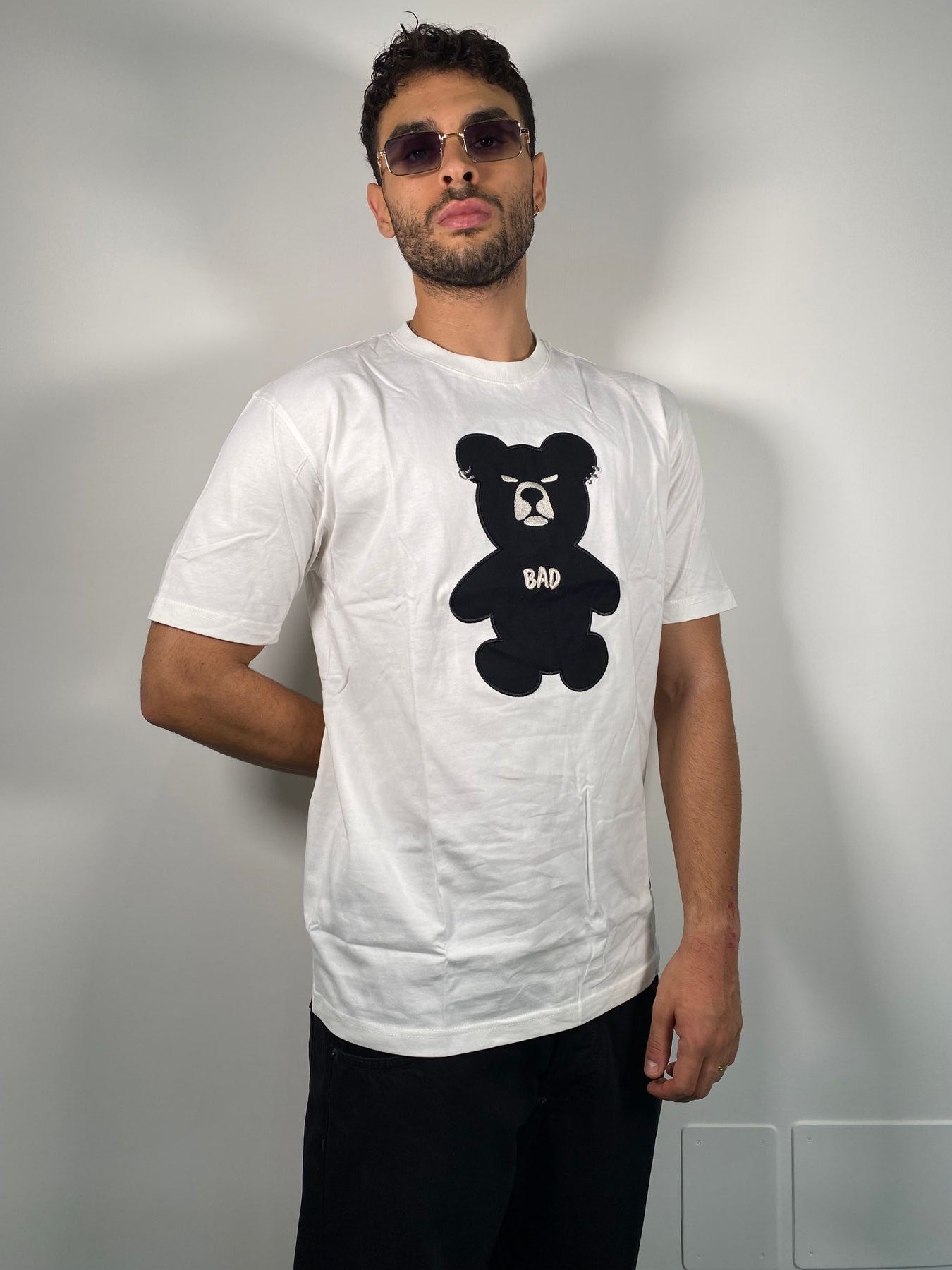 T-SHIRT CON APPLICAZIONE TEDDY BAD - REGULAR FIT