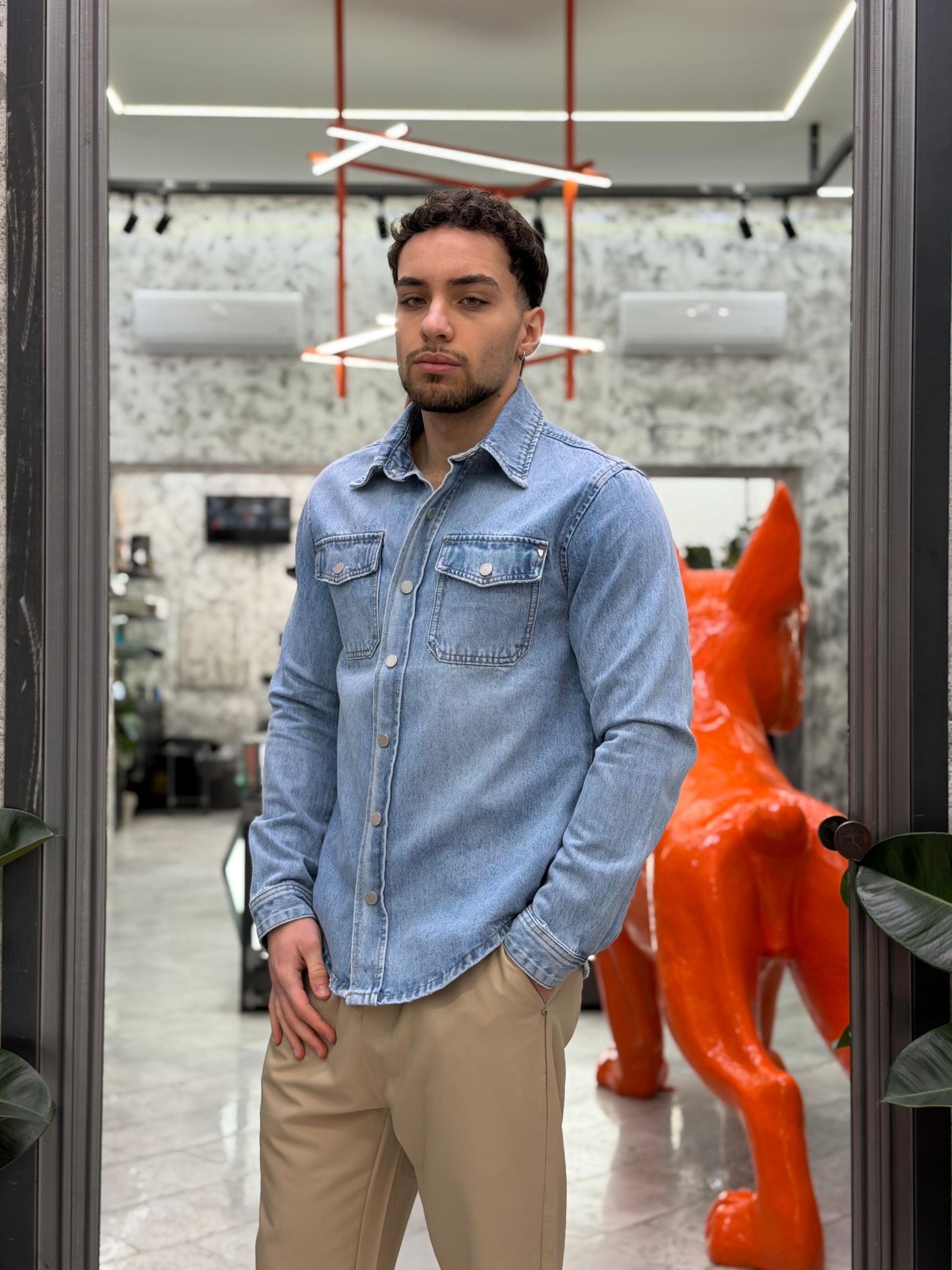 OVERSHIRT IN JEANS CON TASCHE A TOPPA E BOTTONI AUTOMATICI - REGULAR FIT GL6293Q-S26