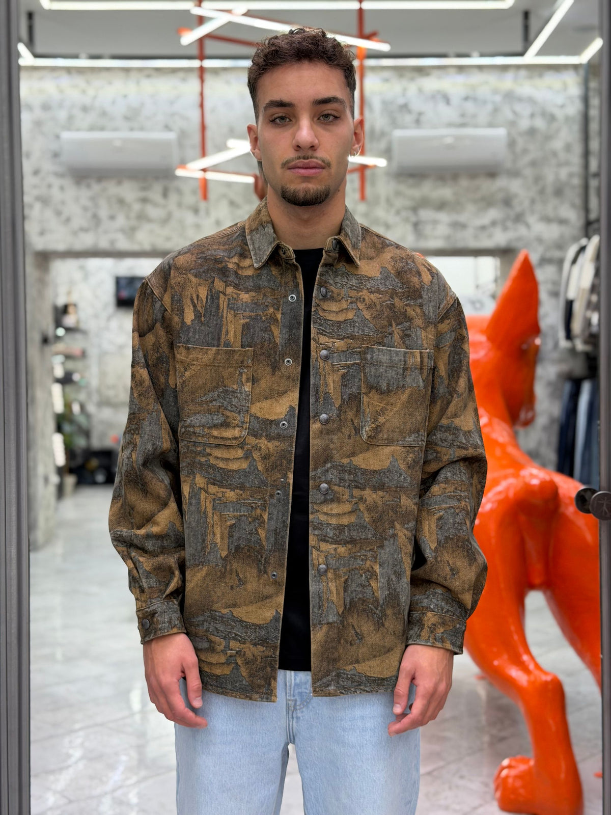 OVERSHIRT IN DENIM FANTASIA CON BOTTONI IN METALLO AUTOMATICI E TASCHE AL PETTO - RELAXED FIT GLW118G
