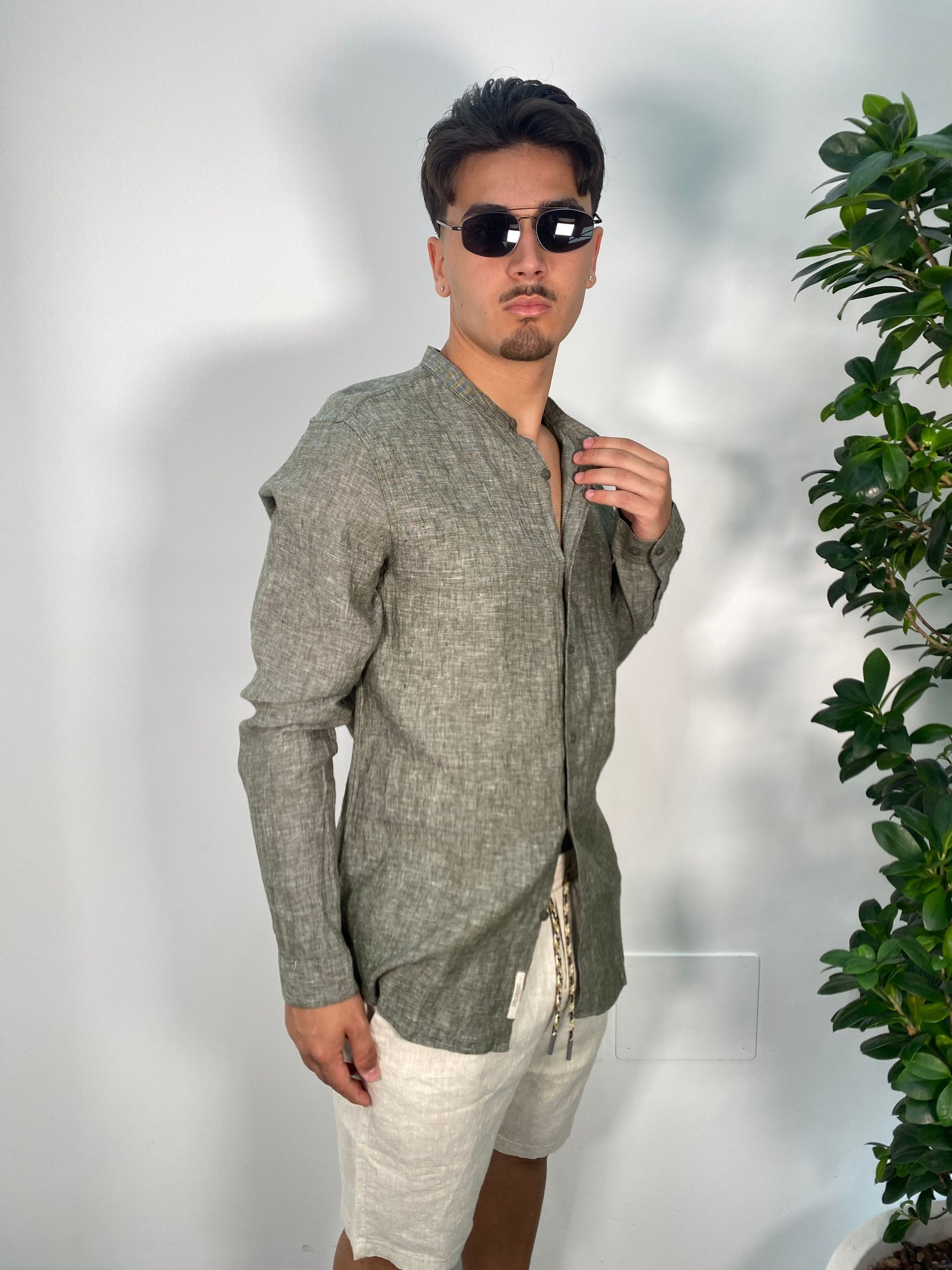 CAMICIA IN LINO FIAMMATO COLLO COREANO - REGULAR FIT GL7733S-S25.VMIL