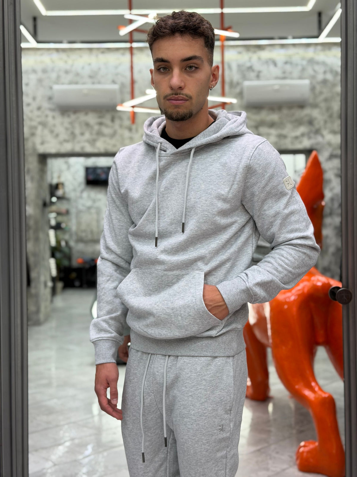 FELPA BASIC DA COMPLETO CON CAPPUCCIO E TASCONE FRONTALE - REGULAR FIT GL2242F-F26.LGR