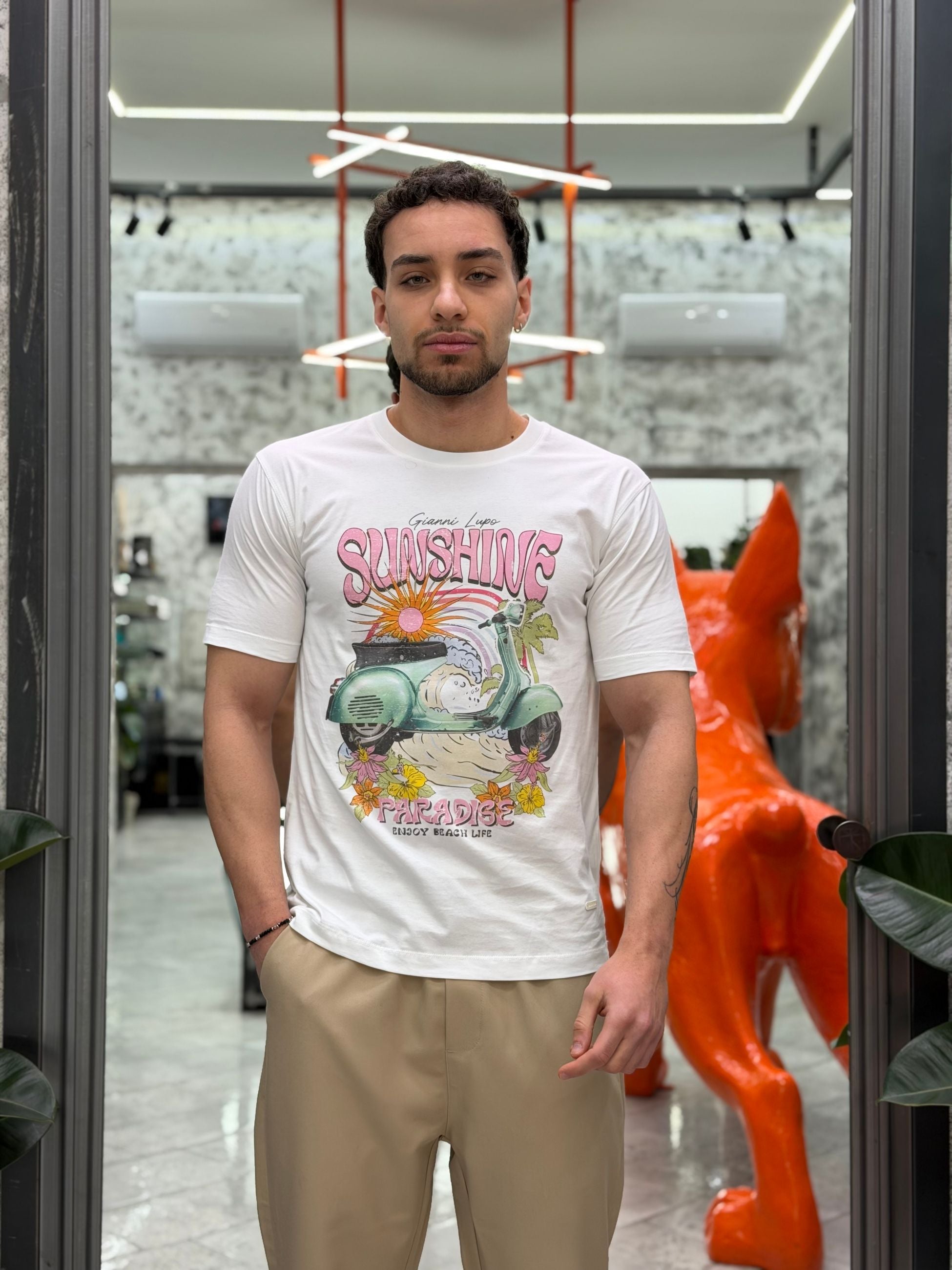 T-SHIRT IN 100% COTONE CON STAMPA VESPA - REGULAR FIT GL662W