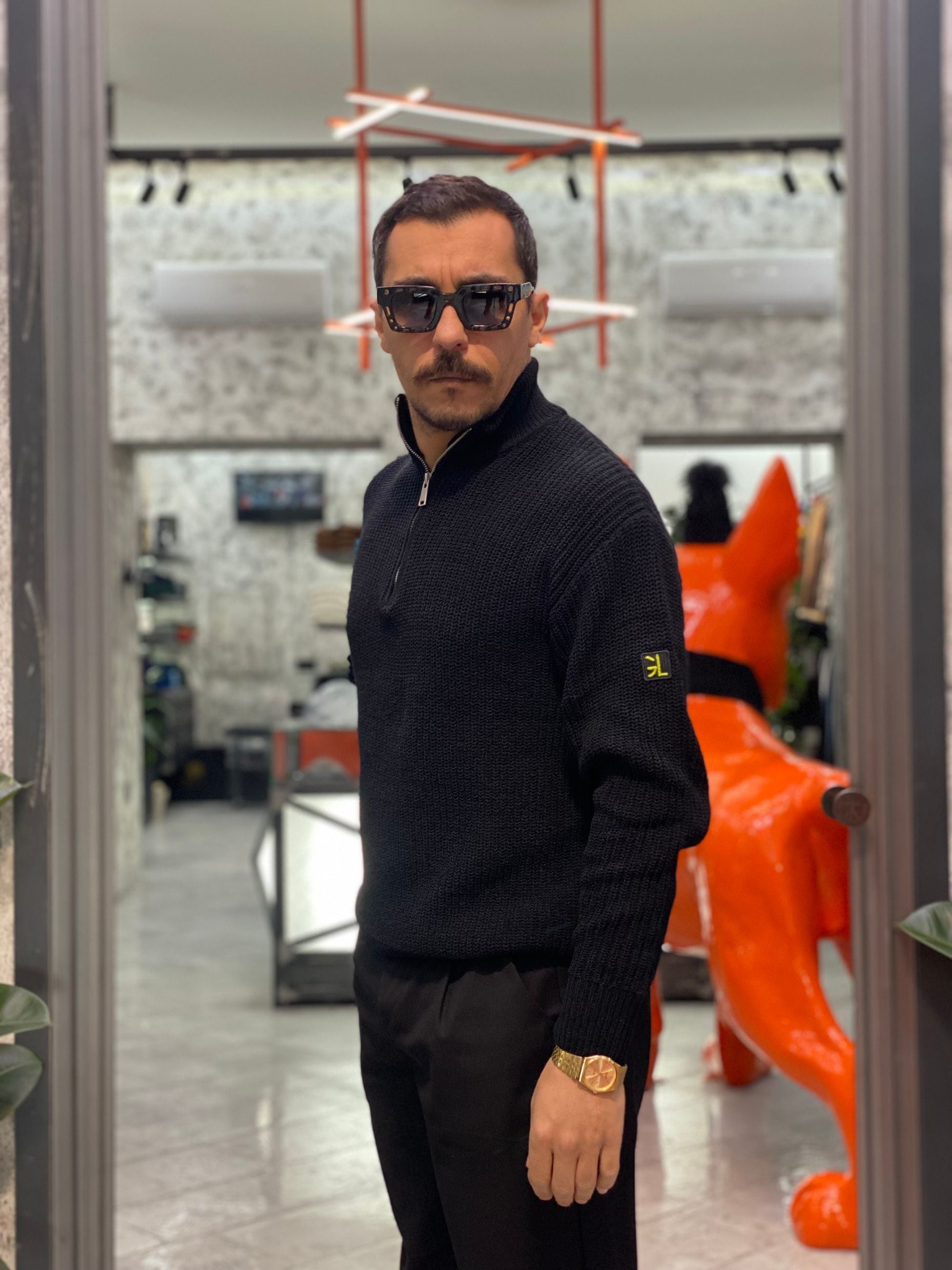 MAGLIA COSTA INGLESE IN MORBIDA CINIGLIA CON MEZZA ZIP E COLLO A IMBUTO - REGULAR FIT GL35242.NER