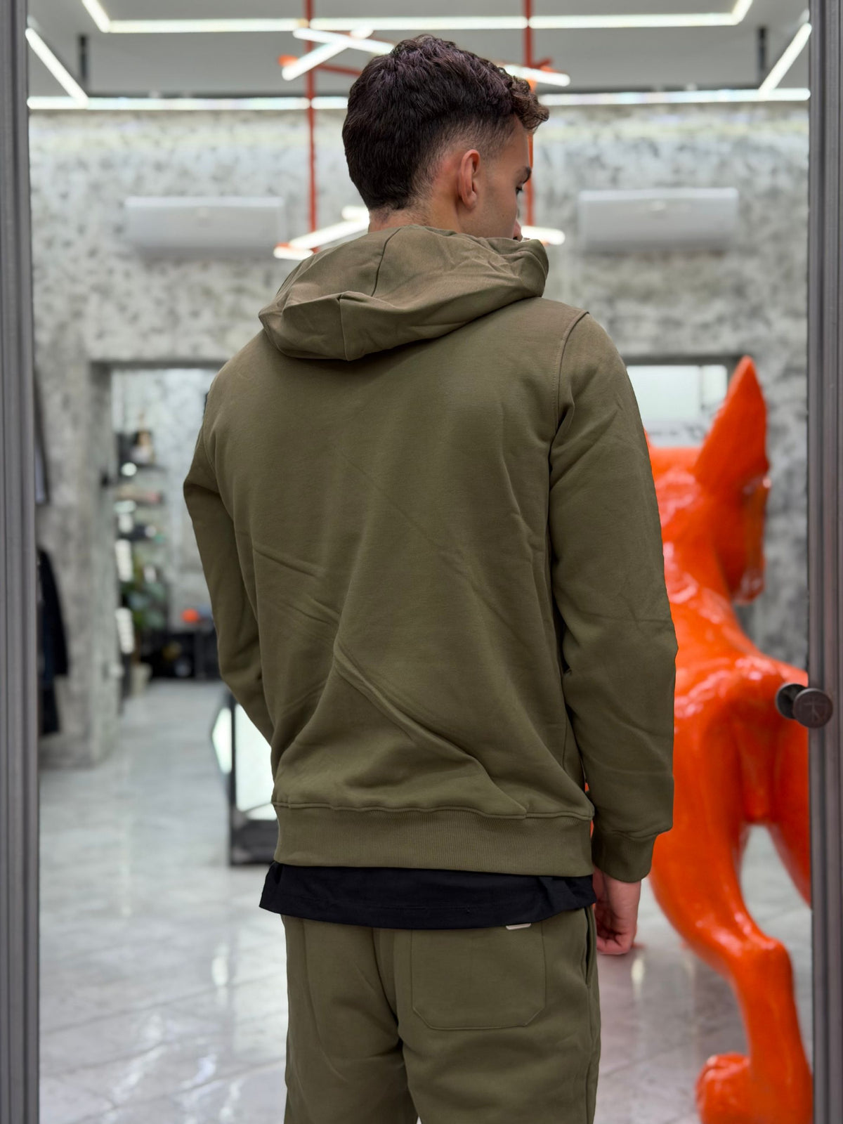 FELPA BASIC DA COMPLETO CON CAPPUCCIO E TASCONE FRONTALE - REGULAR FIT GL2242F-F26.VMIL