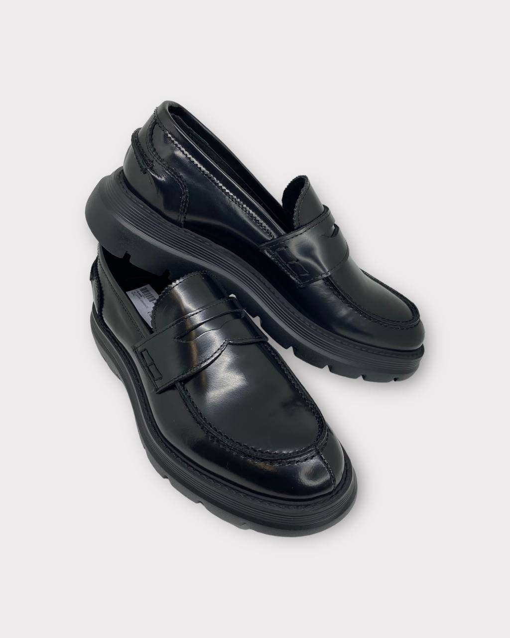 MOCASSINO IN PELLE SPAZZOLATA LUCIDA CON SUOLA OVERSIZE