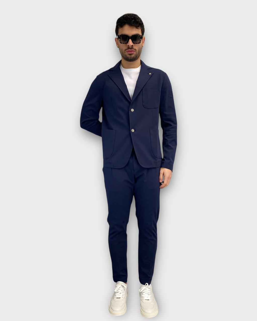 GIACCA DA ABITO MONOPETTO IN TESSUTO PUNTO MILANO ELASTICIZZATO CON TASCHE A TOPPA - SLIM FIT