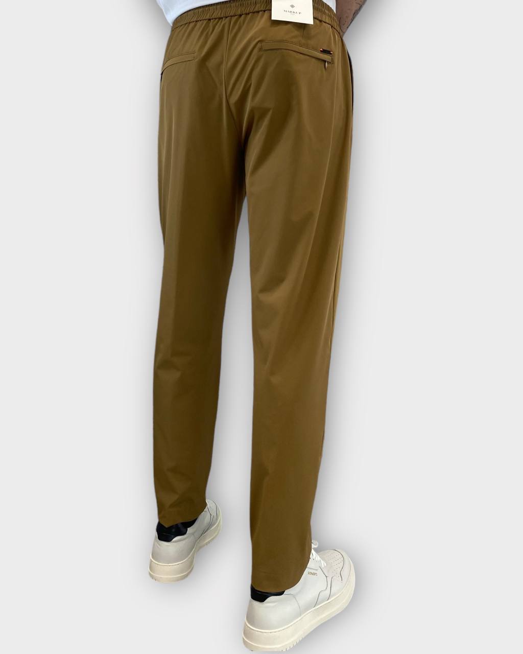 PANTALACCIO IN MORBIDO E LEGGERO TESSUTO TECNICO - RELAXED FIT