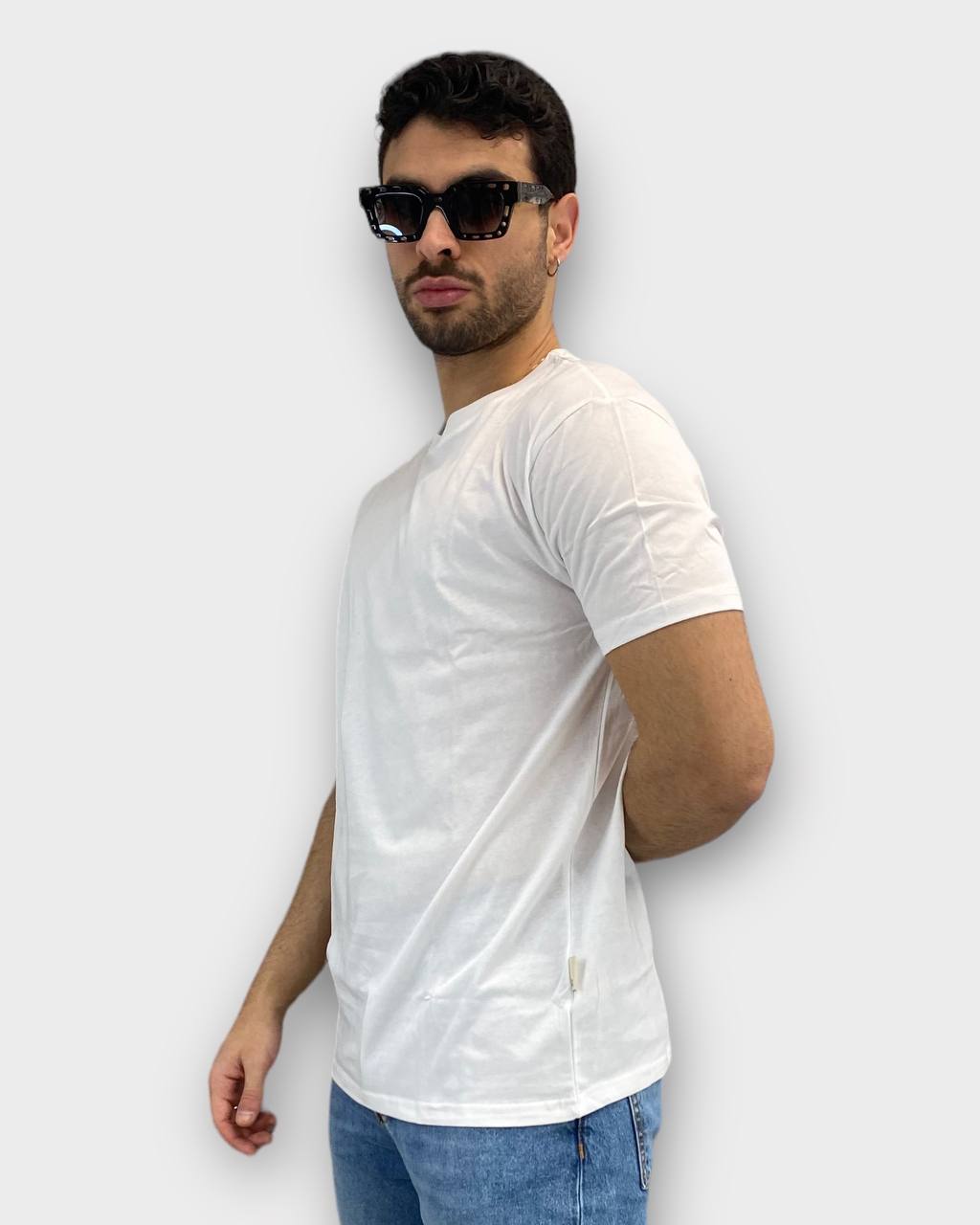 T-SHIRT BASIC IN 100% COTONE EXTRA FINE - SLIM FIT